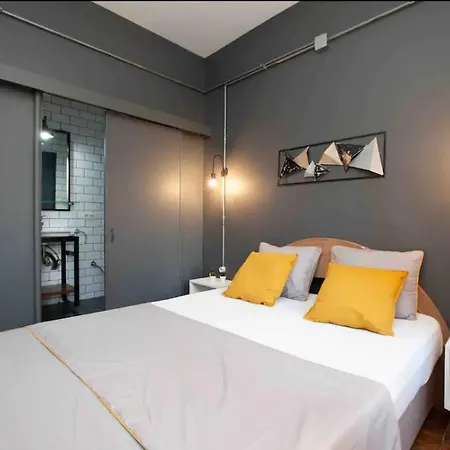 Apart-hotel No11